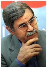 منوچهر صانعی دره بیدی
